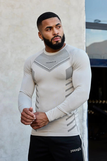 ATHLETIC ESSENTIAL 
Men's Performance Long-Sleeve T-Shirt