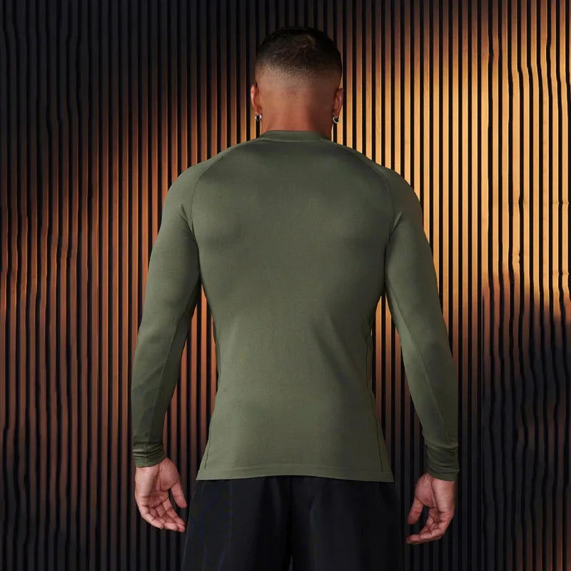 ATHLETIC ESSENTIAL 
Men's Performance Long-Sleeve T-Shirt